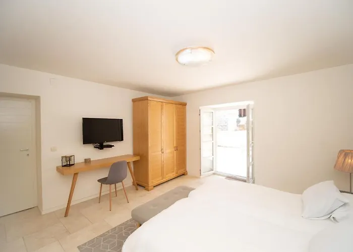 Katareo Apartments